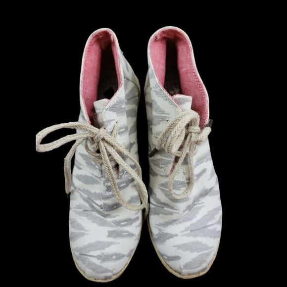 TOMS Grey Ikat Design Espadrille Wedges Size 6.5 - Picture 6 of 9